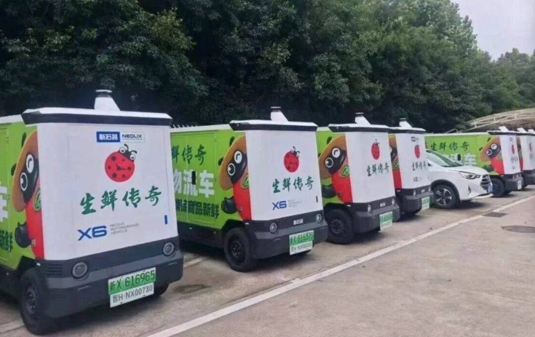 王衛給生鮮傳奇裝上AI： 248平方米門店，一天換4套“貨架”， 凌晨三點還在賣泡麵
