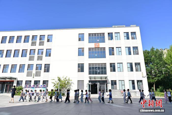 河北石家莊：小學生開啟校園新生活