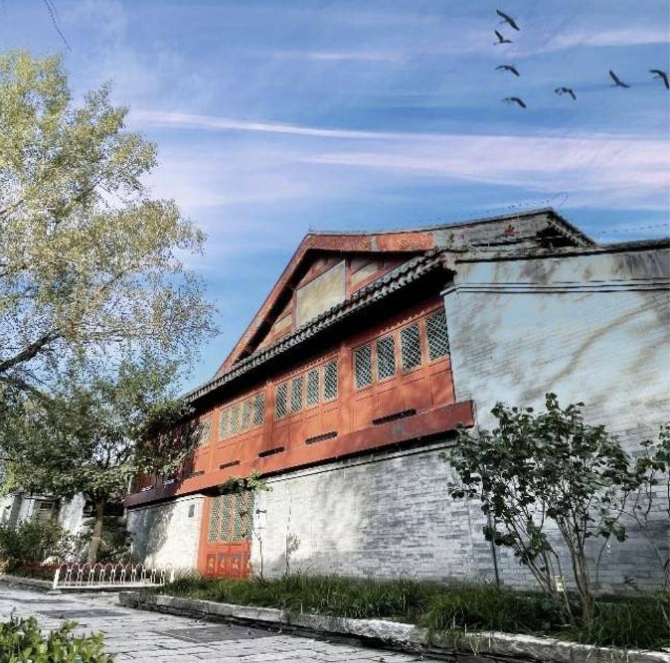 秋啟東城，與戲劇相逢九月