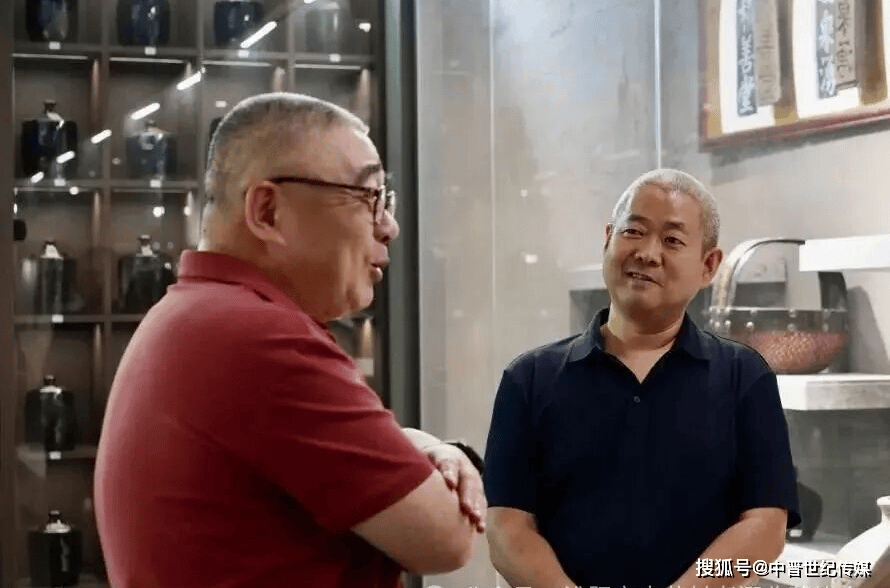 錢文忠蒞臨汾陽杏花村老酒收藏協會共話老酒文化傳承發展
