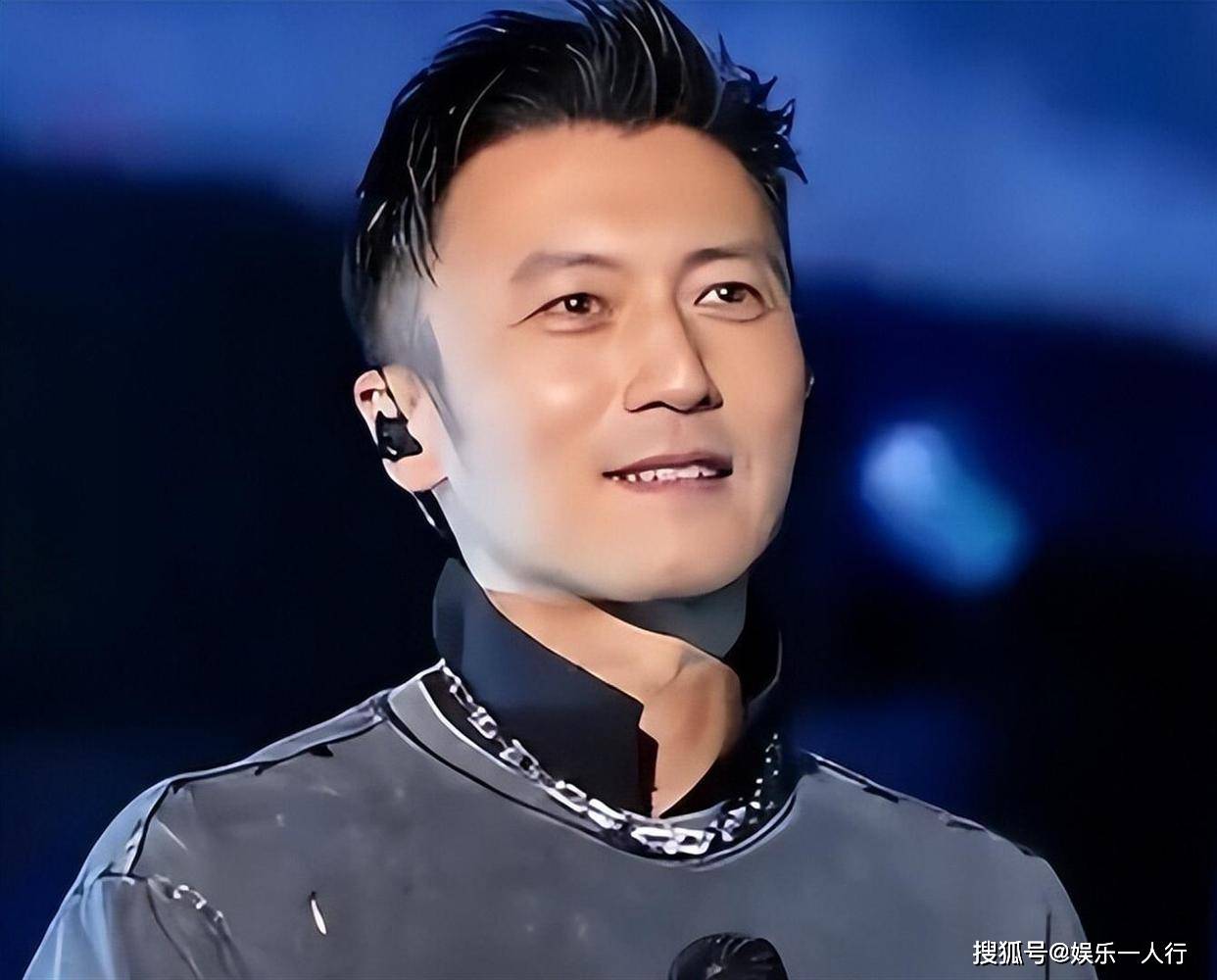 原創演都不演了！王菲又犯老毛病，男閨蜜被指騷擾女性，謝霆鋒處境難堪