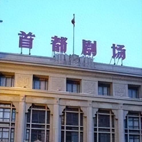 秋啟東城，與戲劇相逢九月
