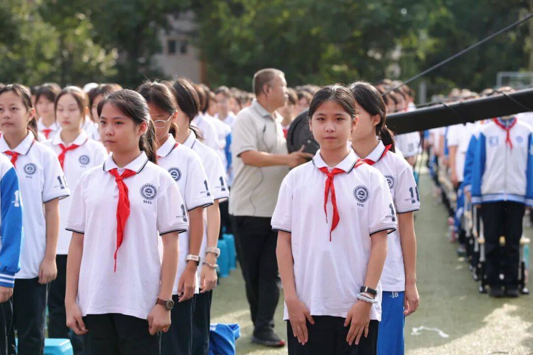 北京市第十八中學校長李金棟：聚光而行，向寬處生長 | 開學致辭