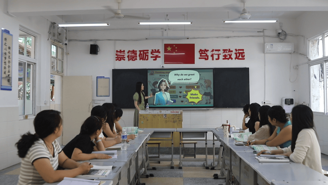 淅川縣第三初級中學正式開學 七百餘名新生順利入學