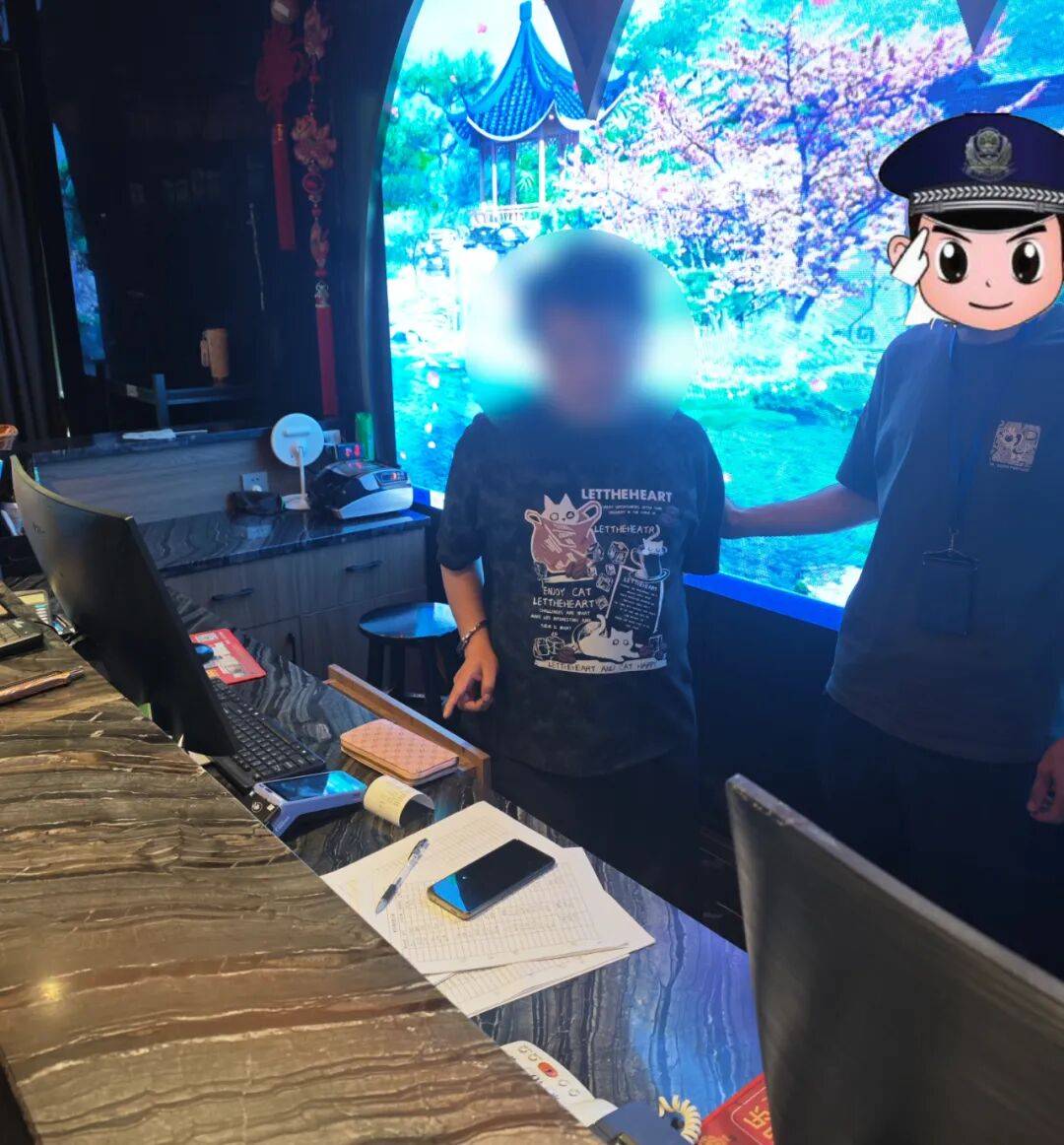 收銀臺裡的真鈔，怎麼變成了“影視道具”？