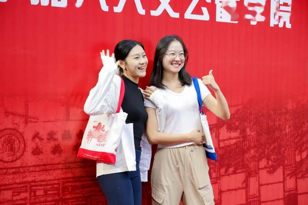 喜迎新“研”！今天，北航2026級研究生新生報到！