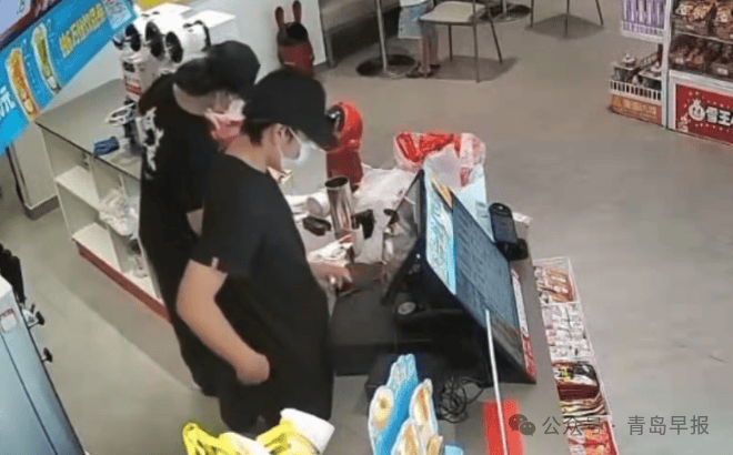 “手機裡的錢莫名其妙少了好幾千”，浙江一奶茶店員工手頭拮据偷記老闆支付密碼，“螞蟻搬家”式盜轉數千元；警方：已採取刑事強制措施