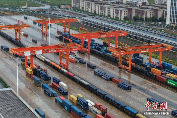 京九鐵路通車三十載 贛鄱物流通達四方