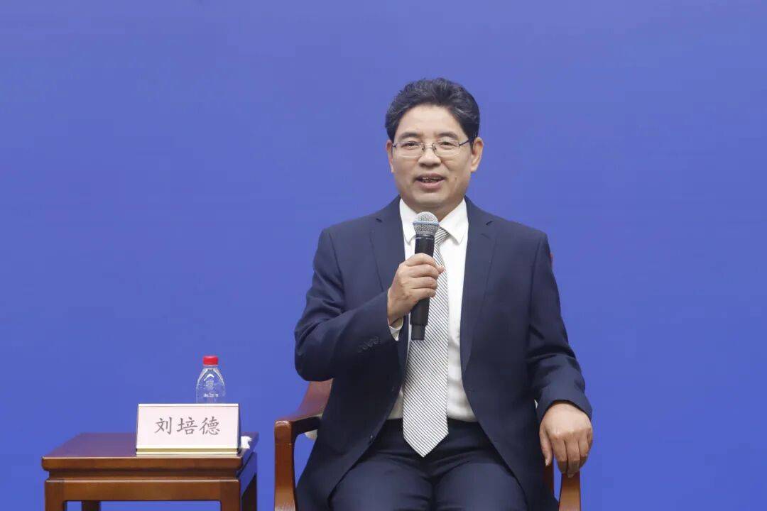 踐行“教育家精神”，他們這樣說→